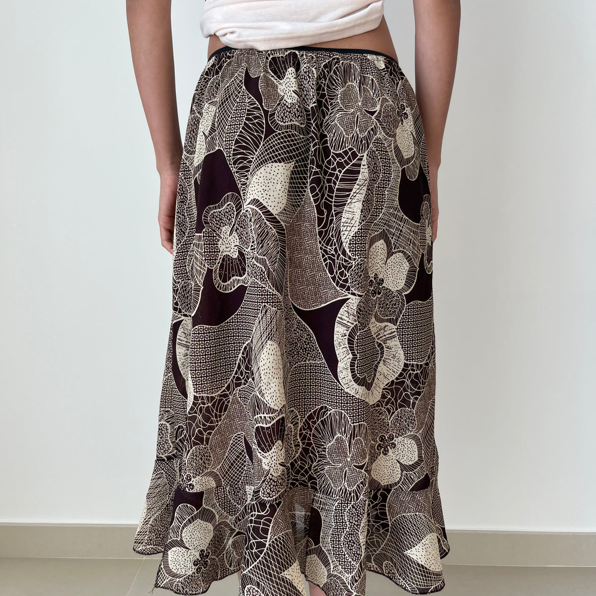Midi Skirt - Size M/L