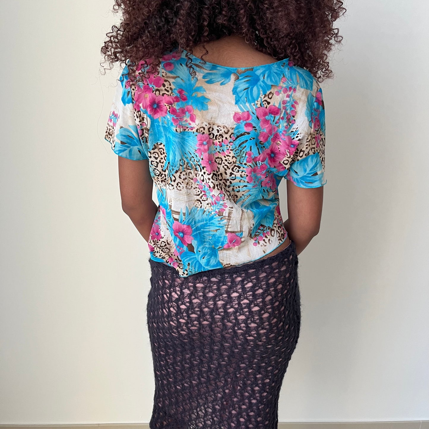 Short Sleeved Top - Size M/L