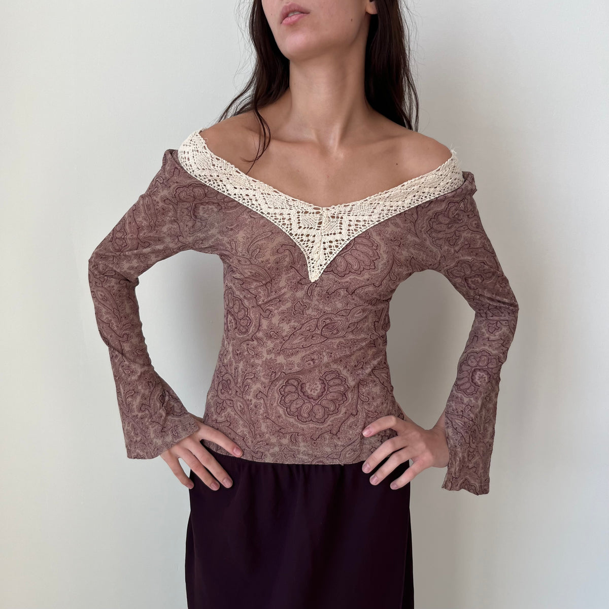 V Neck Long Sleeved Top - Size S
